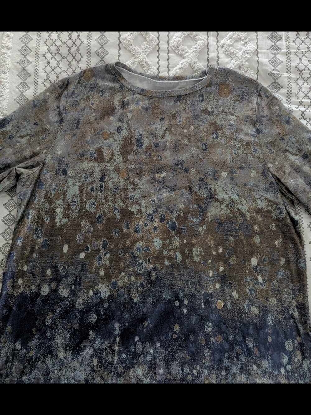 Abstract Design Shirt - Picture 7 of 7